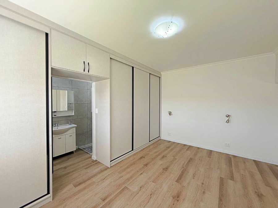 3 Bedroom Property for Sale in Country Club Western Cape